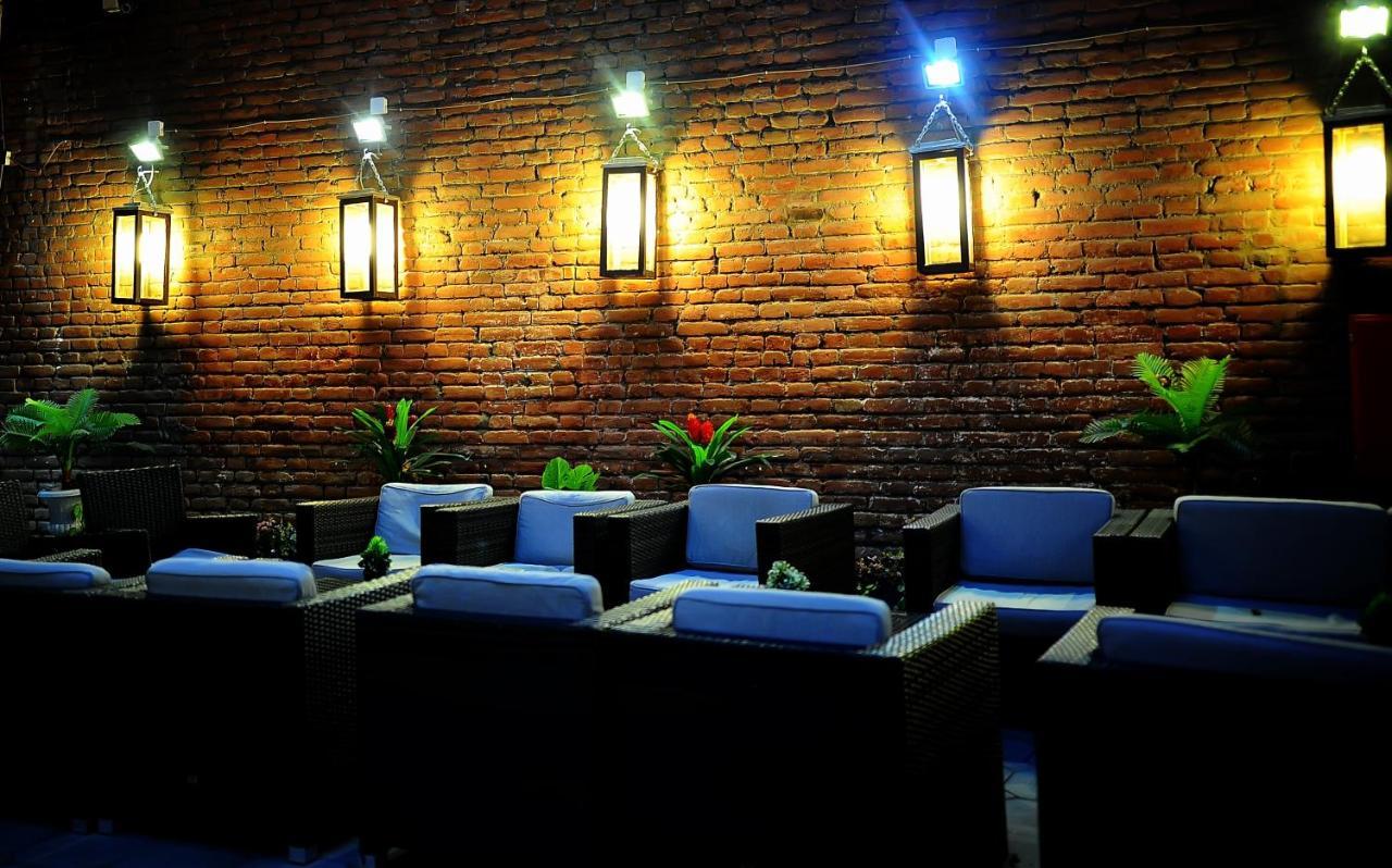 Coral Boutique Hotel Tbilisi Zewnętrze zdjęcie